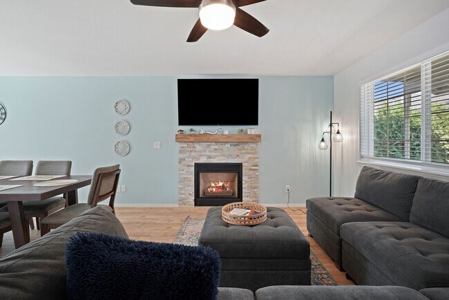 Foto del edificio - 923 NW 22nd Ct