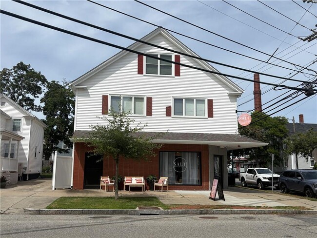 Building Photo - 173 State St