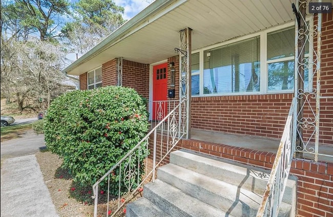 Photo - 561 Northern Ave Apartments