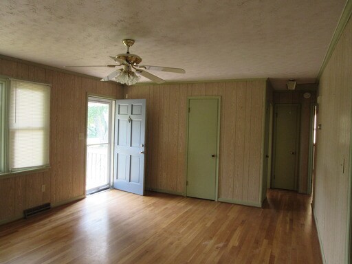 Building Photo - 18019 Cox Rd