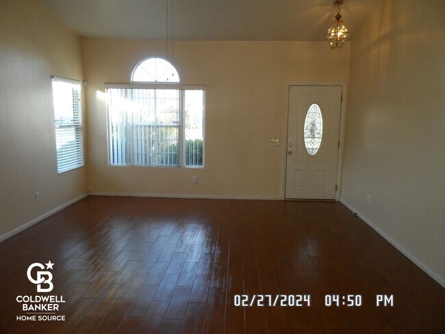 Building Photo - 3 Bedrooms, 2 Bathrooms, 1392 sq. ft., 2 C...