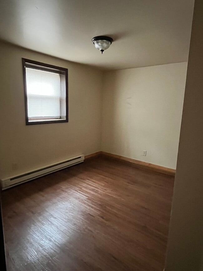 Building Photo - 1138 Rushmoore Dr
