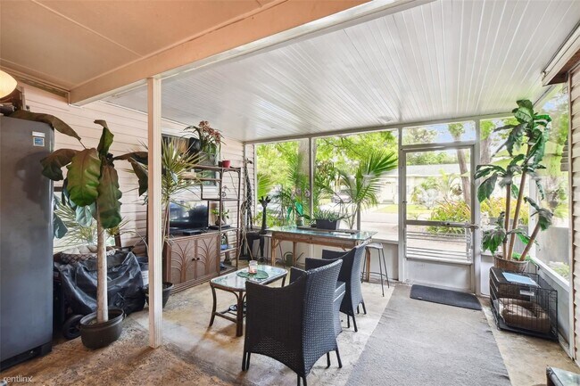 Building Photo - 4 br, 3 bath House - 5505 R 16Th Avenue S