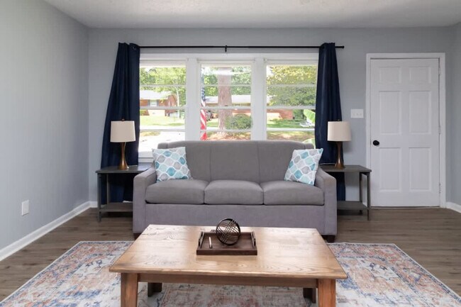 Foto del edificio - 5617 Ventura Dr