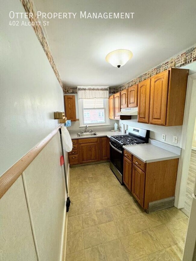 Foto del edificio - Beautiful 2BR/1.5 Home with Garage and Was...