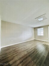 Building Photo - 331 Tarpon Dr