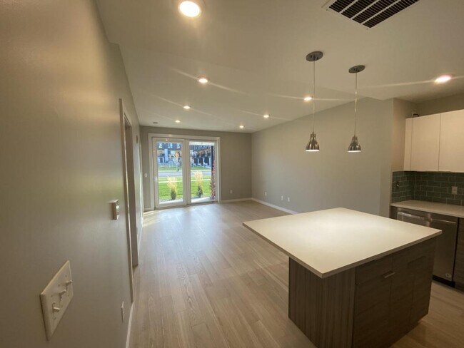 Foto del edificio - 476 Enterprise Blvd, #119
