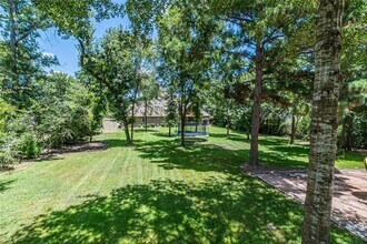 Building Photo - 8970 Navigation Cir