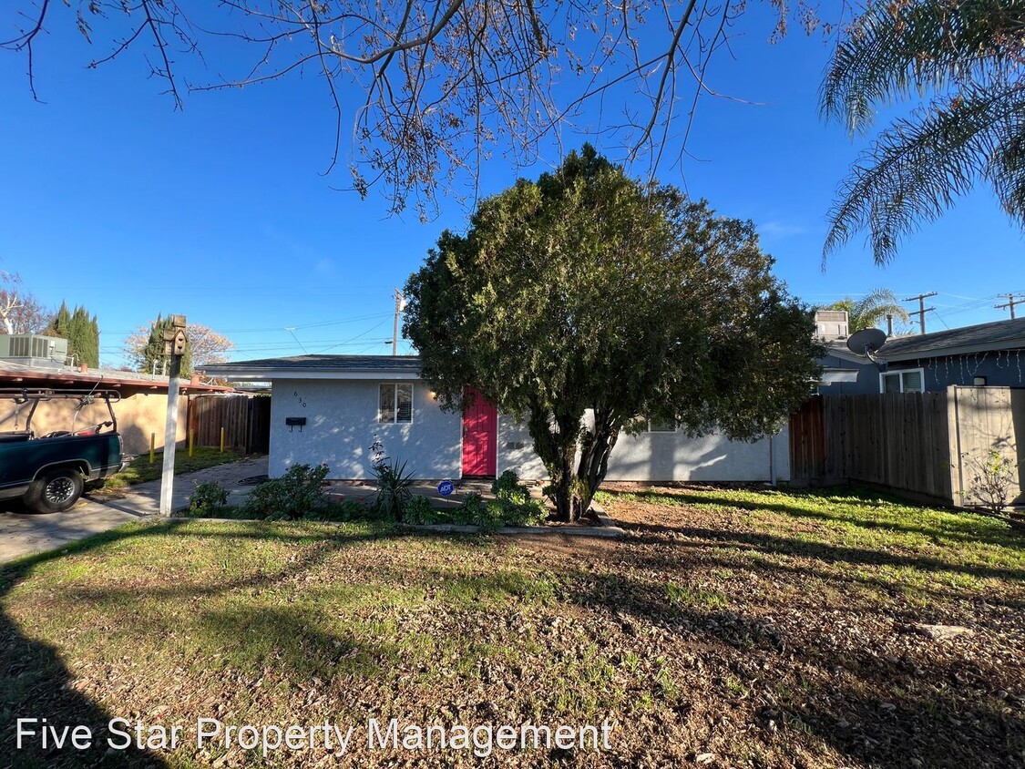 2 br, 1 bath House 630 Hudson Ln House Rental in Modesto, CA