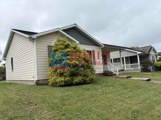 Foto del edificio - Three Bedroom House