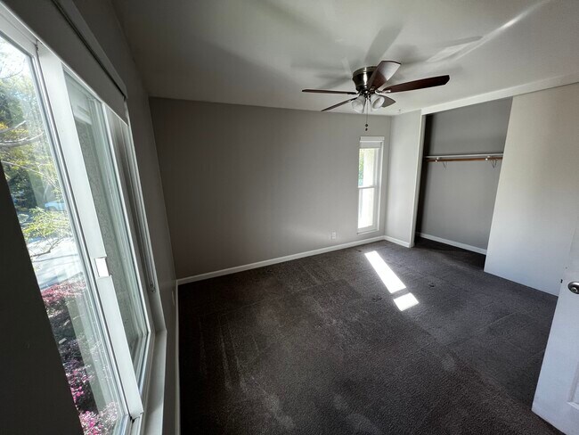 Building Photo - 45 Dearborn Pl