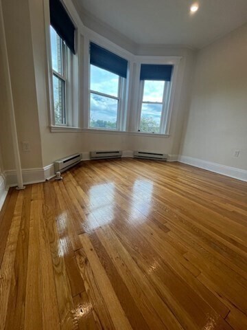 Building Photo - 105 Jersey St