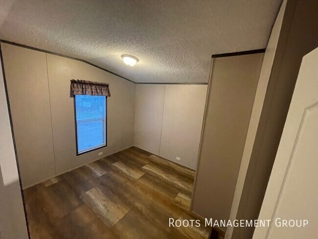 Building Photo - Home Available to Lease - Apply Today!