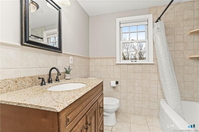 Foto del edificio - 608 Stillson Rd