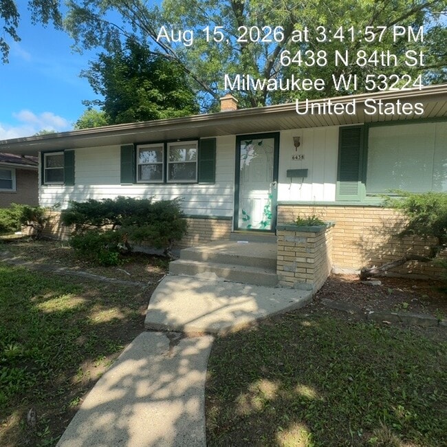 Building Photo - 6438 N 84th St