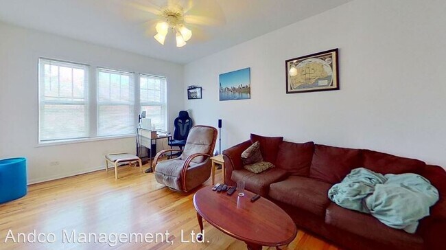 Foto del edificio - 1313 W Addison St