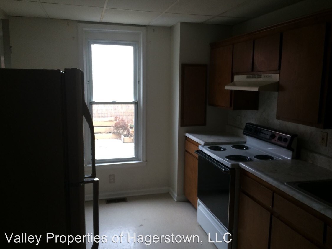 Primary Photo - 2 br, 1 bath House - 805 S. Potomac St