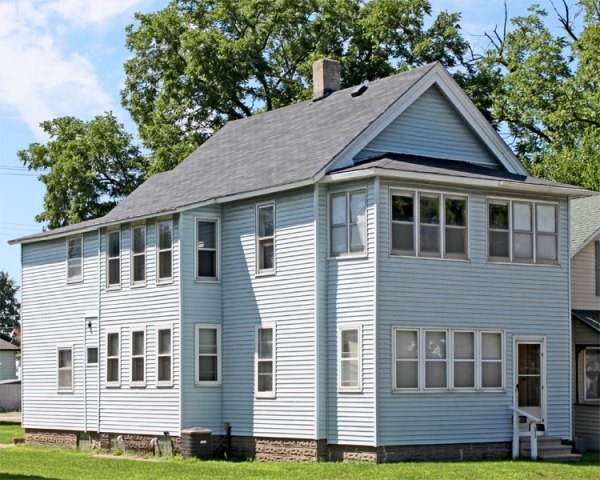 Building Photo - 1529 George St