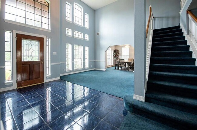 Foto del edificio - 318 Magnolia Grove Ln