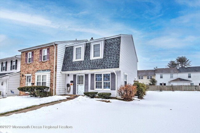Building Photo - 119 Kingsley Way