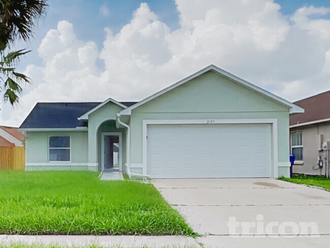 Foto del edificio - 2107 Flintlock Blvd