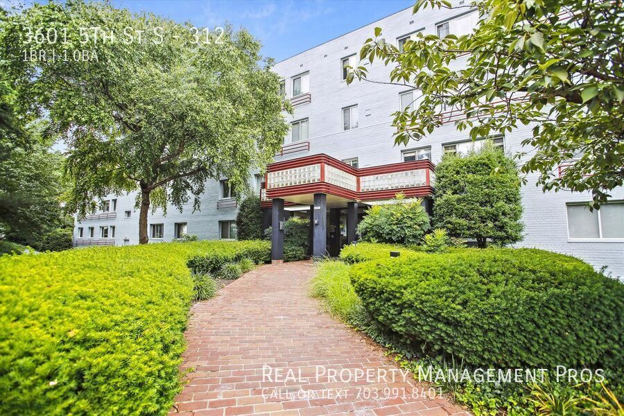 Foto principal - 3601 5th St S