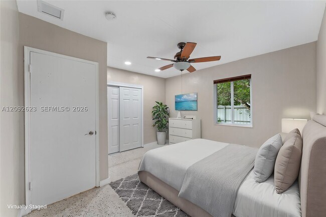 Foto del edificio - 6820 SW 77th Terrace