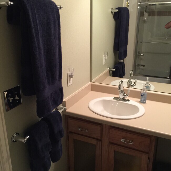 Building Photo - 53 Pelican Cir