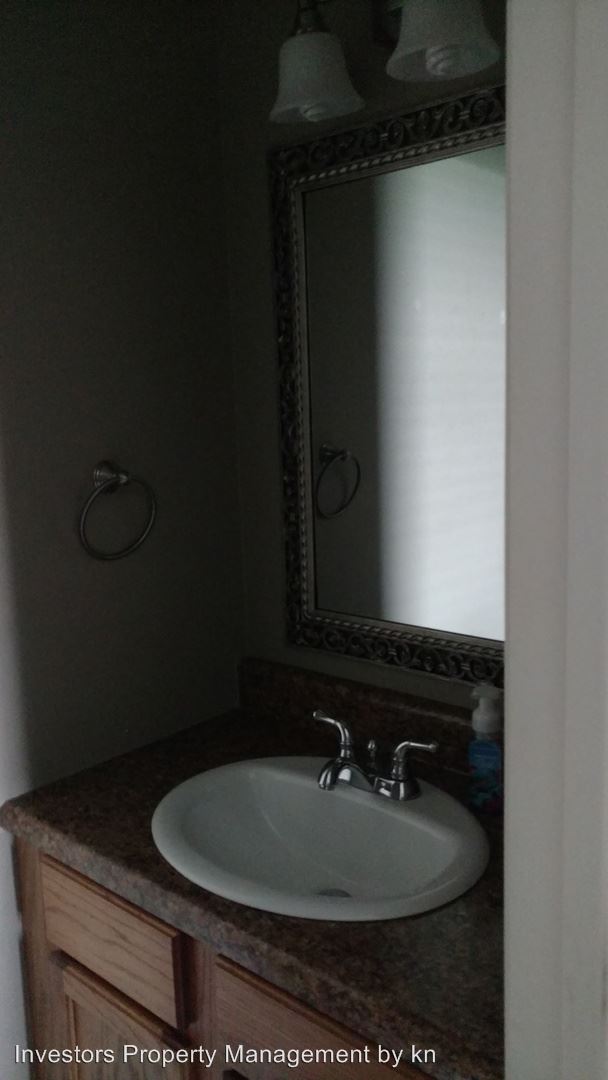 Foto del edificio - 5613 Gary St