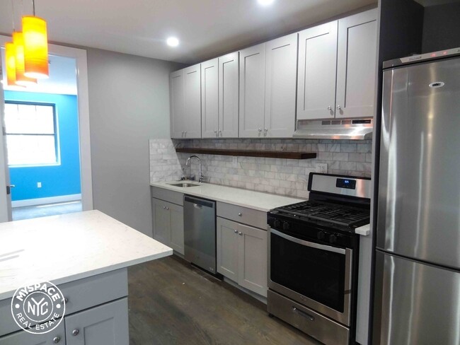 Foto del edificio - 580 E 26th St
