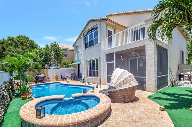 Foto del edificio - 4806 N Classical Blvd