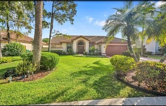 Building Photo - 5200 NW 67th Ave