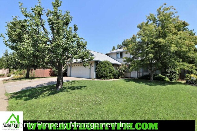 Foto del edificio - 4 br, 3 bath House - 843 Montcrest Dr
