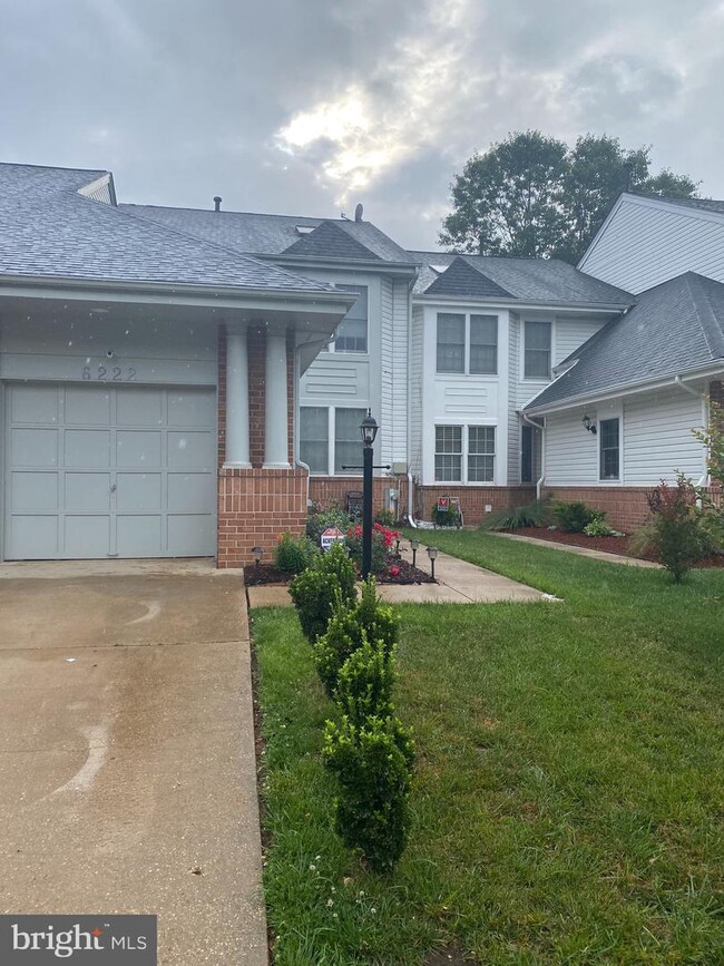 Building Photo - 6222 Gothic Ln