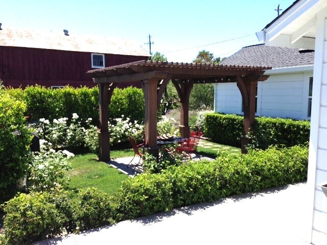 Private Terrace - 871 A Dowdell Ln