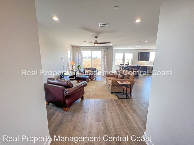 Foto del edificio - 3 br, 2.5 bath House - 923 Citrus Court