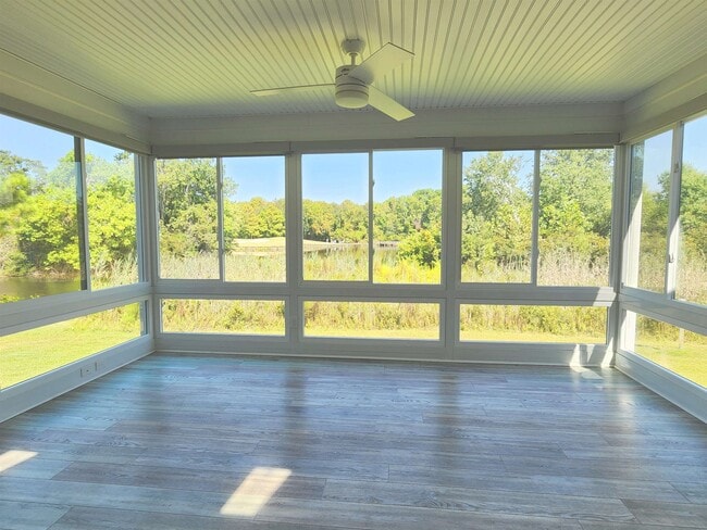 Foto del edificio - 192 Hamby Dr