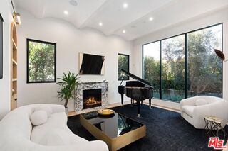 Building Photo - 6258 Drexel Ave