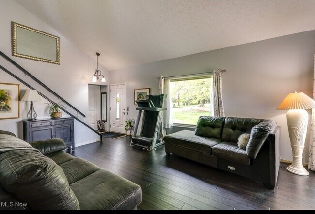 Foto del edificio - 5589 Rainier Ct