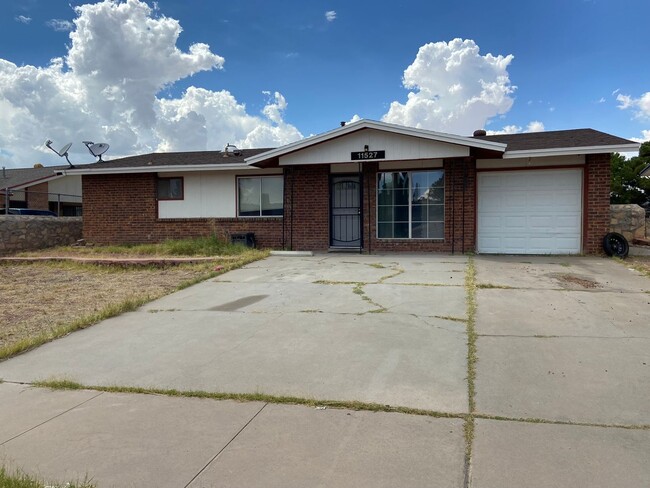 Building Photo - Eastside home for rent