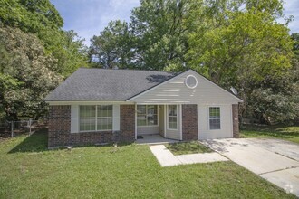 Building Photo - 65 Falcon Dr