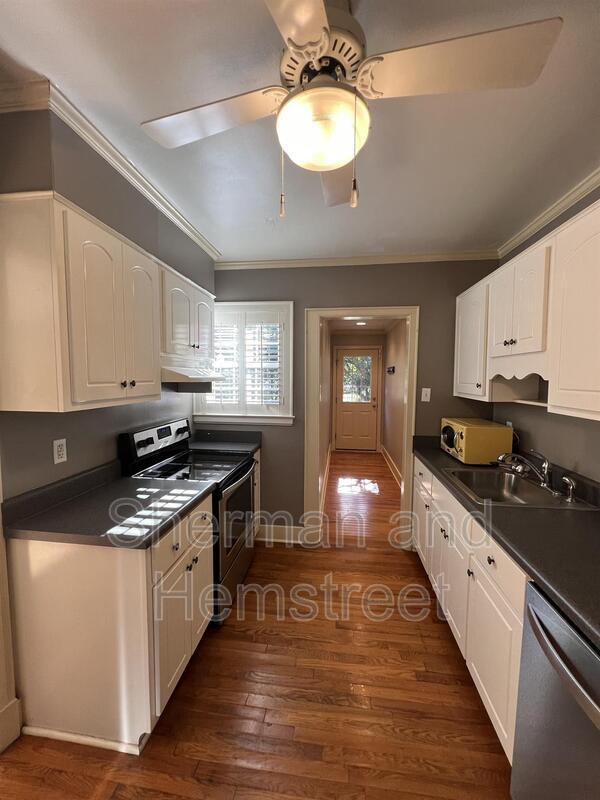 Foto del edificio - 2214 Kimberly Dr