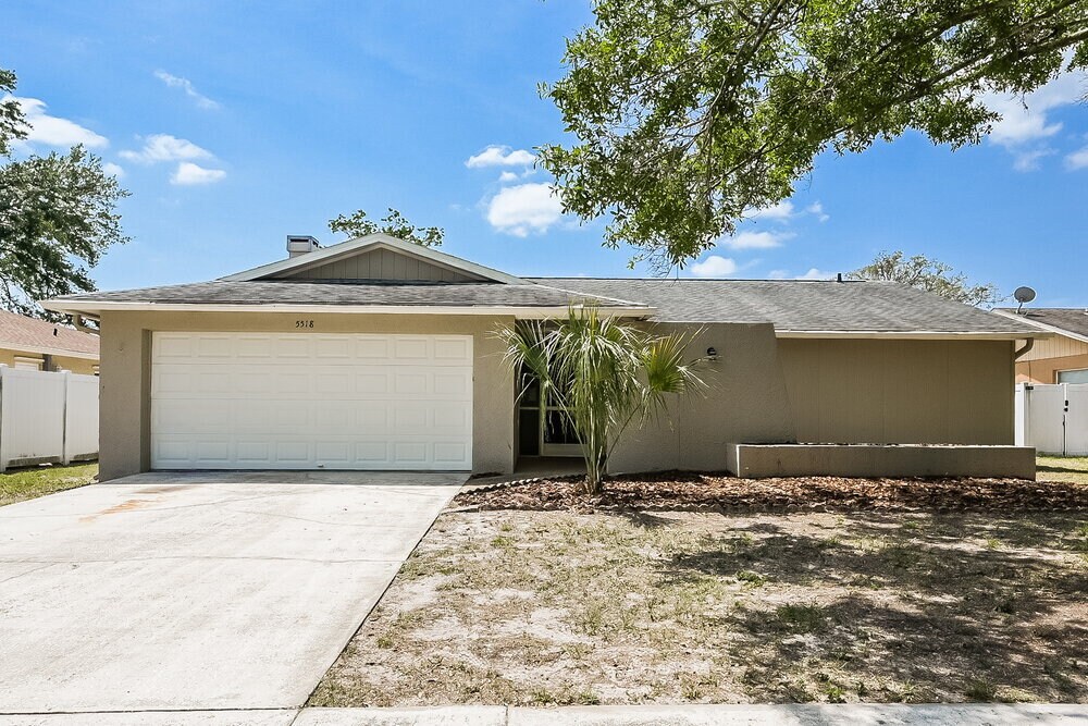 Foto principal - 5518 Pentail Cir