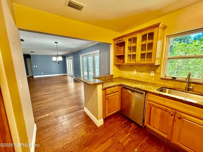 Building Photo - 1129 Alcala Dr