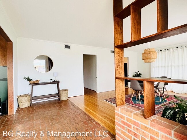 Building Photo - 3 br, 2 bath House - 325 Oak Street