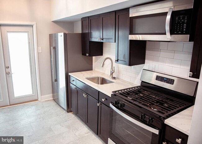 Foto del edificio - 345 Fitzgerald St