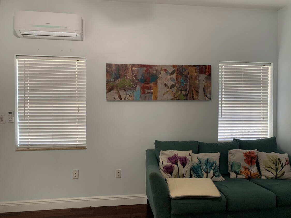 Foto principal - 1401 Westward Dr