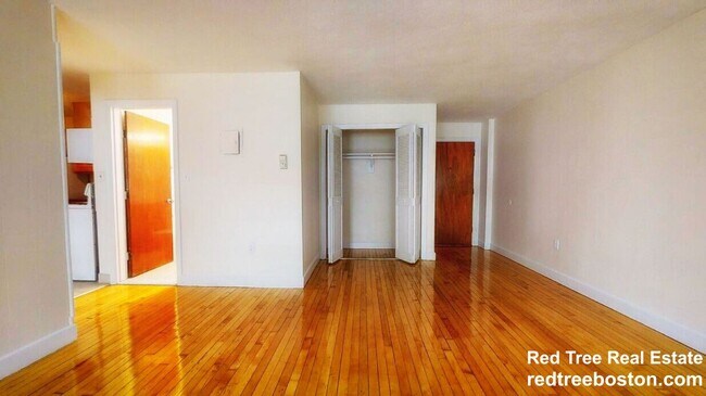 Photo - 20 Armington St Apartment