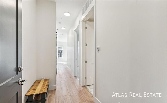 Foto del edificio - 2876 W 53rd Ave