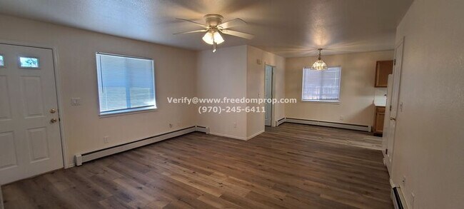 Foto del edificio - 3246 Lands End Ave
